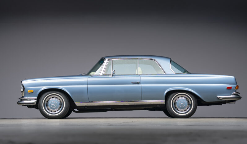 								1971 Mercedes-Benz 280SE 3.5 Coupe full									