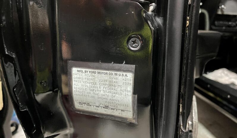 								1976 Ford Mustang Cobra II full									