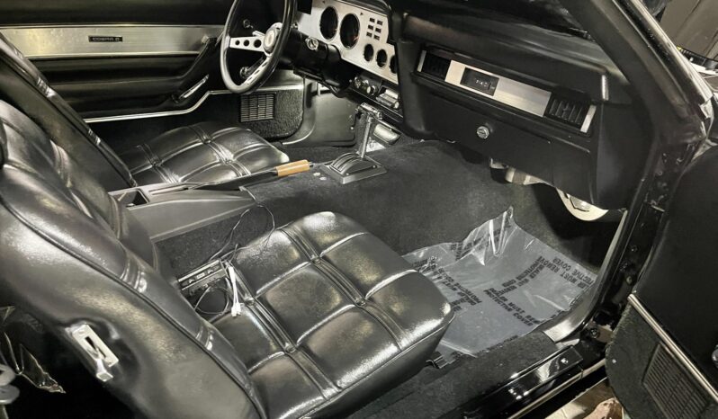 								1976 Ford Mustang Cobra II full									