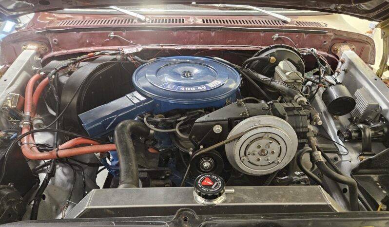 								1979 Ford F-250 Ranger Lariat 4×4 4-Speed full									