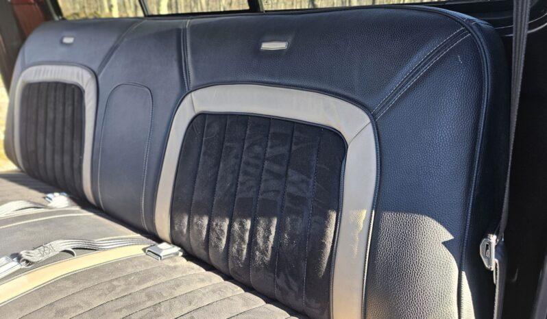 								1979 Ford F-250 Ranger Lariat 4×4 4-Speed full									