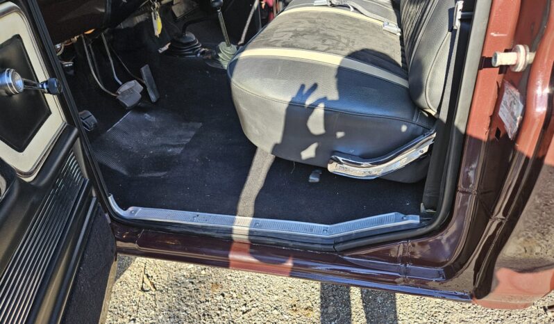 								1979 Ford F-250 Ranger Lariat 4×4 4-Speed full									