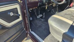 										1979 Ford F-250 Ranger Lariat 4×4 4-Speed full									