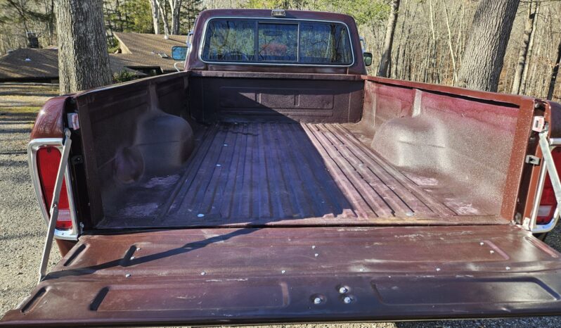 								1979 Ford F-250 Ranger Lariat 4×4 4-Speed full									