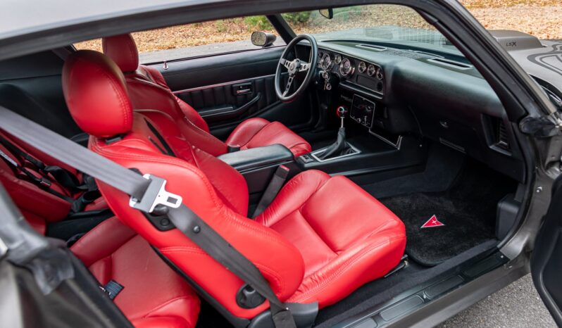 								1979 Pontiac Firebird Trans Am 6-Speed full									