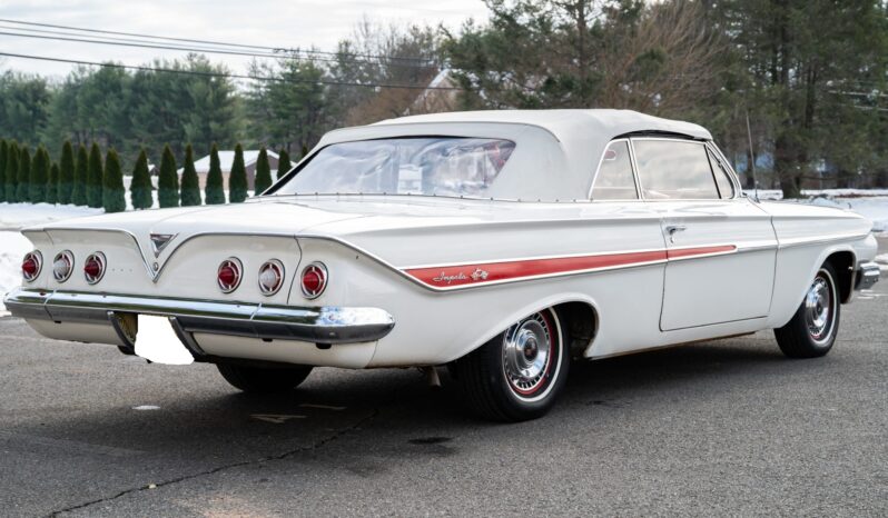 								1961 Chevrolet Impala Convertible 283 full									