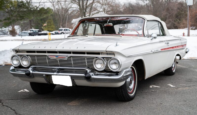 								1961 Chevrolet Impala Convertible 283 full									