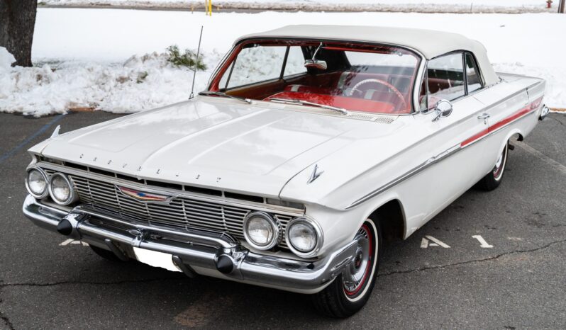 								1961 Chevrolet Impala Convertible 283 full									