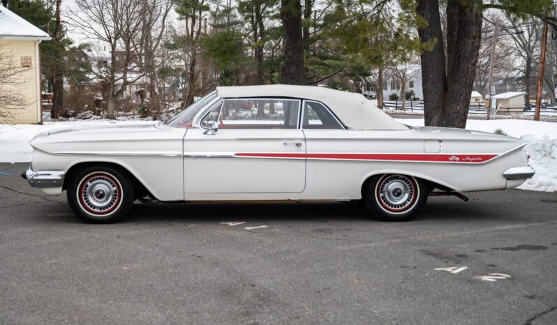 								1961 Chevrolet Impala Convertible 283 full									