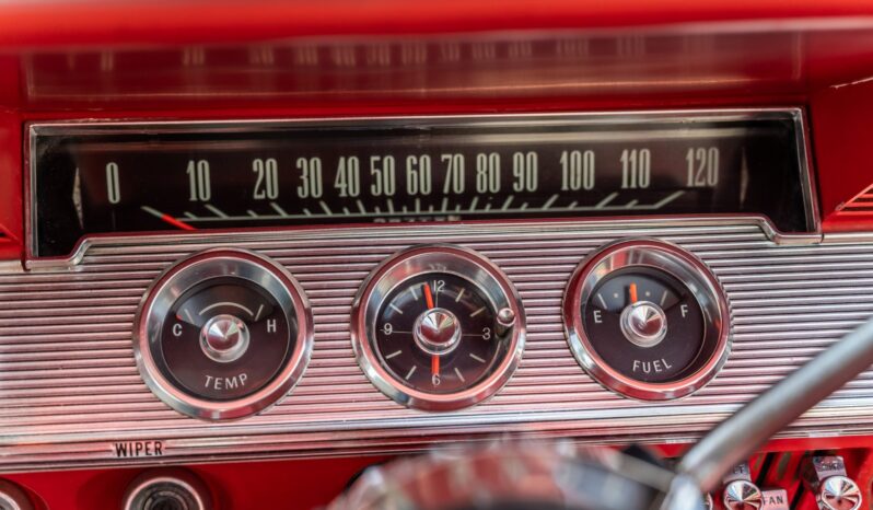 								1961 Chevrolet Impala Convertible 283 full									