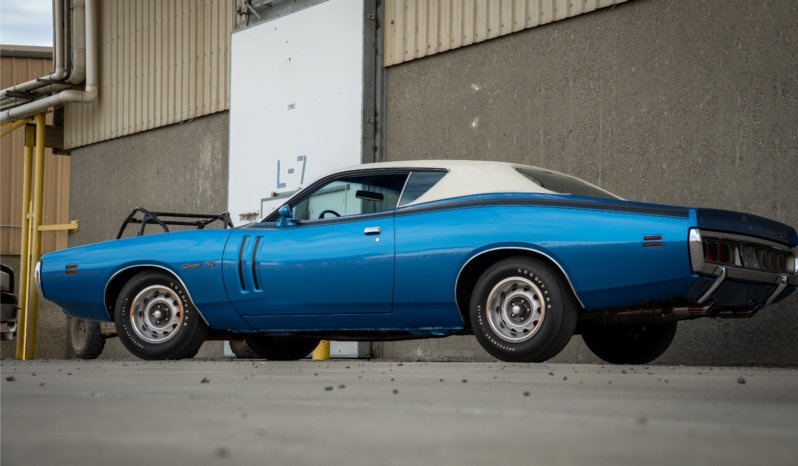 								1971 Dodge Charger RT 440 Six Pack full									