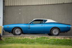 										1971 Dodge Charger RT 440 Six Pack full									