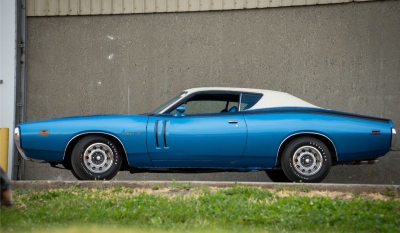 								1971 Dodge Charger RT 440 Six Pack full									