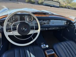 										1971 Mercedes-Benz 280SL full									