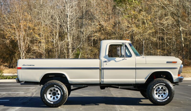 								1972 Ford F-250 Highboy 4×4 full									