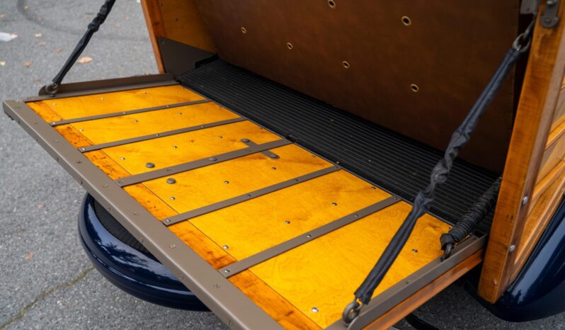 								1936 Ford Model 68 Deluxe Woodie Station Wagon full									