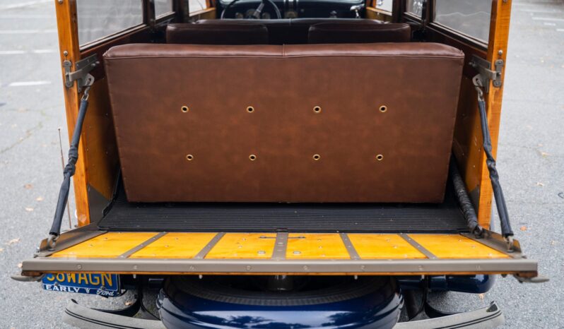 								1936 Ford Model 68 Deluxe Woodie Station Wagon full									