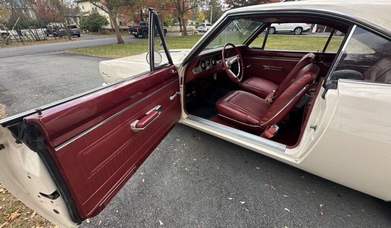 								1967 Plymouth Barracuda Coupe 3-Speed full									