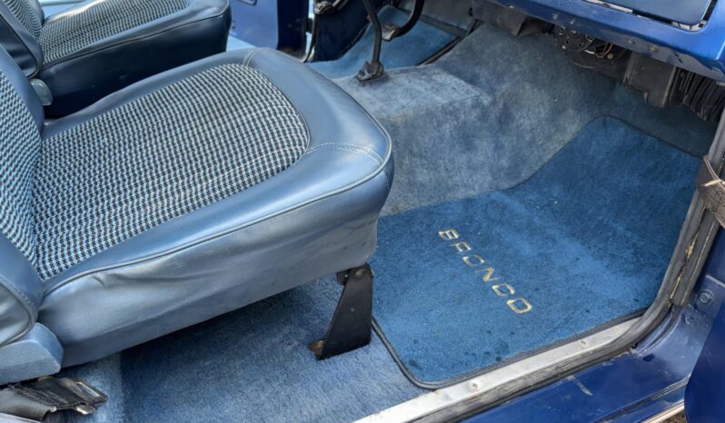 								1974 Ford Bronco Ranger 302 full									