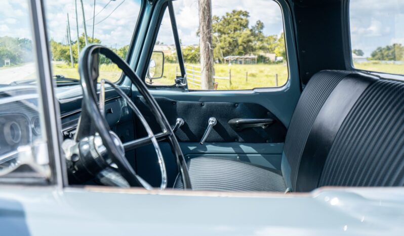 								1966 Ford F-100 4×4 full									