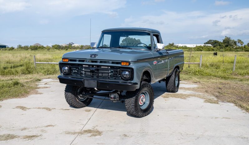 								1966 Ford F-100 4×4 full									
