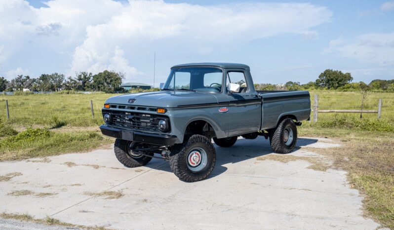 								1966 Ford F-100 4×4 full									