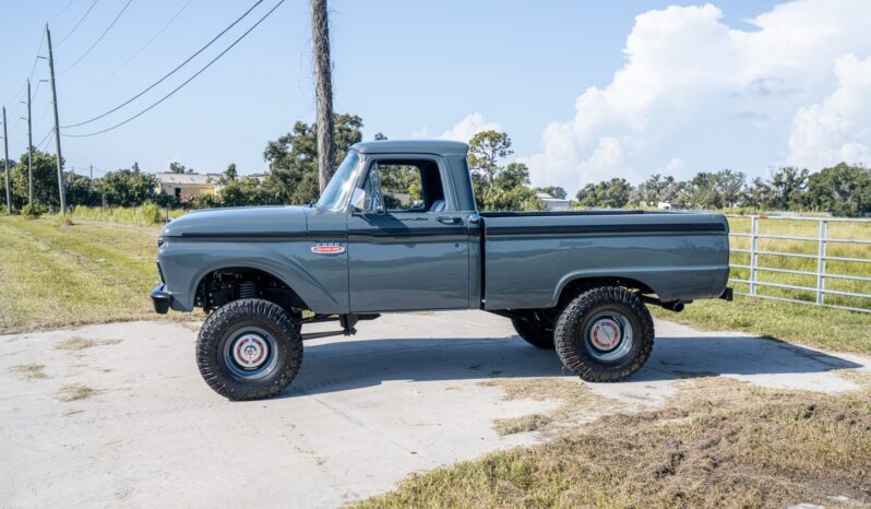 								1966 Ford F-100 4×4 full									