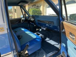 										1974 Chevrolet K10 Cheyenne Super 4×4 full									