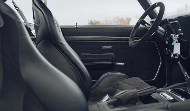 								1969 Chevrolet Camaro 6-Speed full									