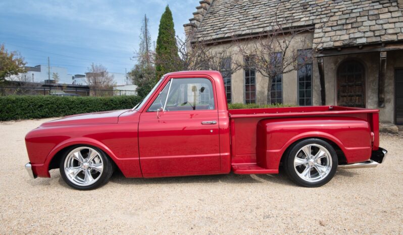 								1967 Chevrolet C10 Stepside Pickup 5-Speed full									