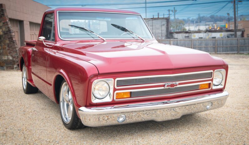 								1967 Chevrolet C10 Stepside Pickup 5-Speed full									