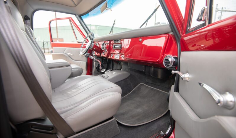 								1967 Chevrolet C10 Stepside Pickup 5-Speed full									