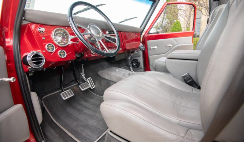 								1967 Chevrolet C10 Stepside Pickup 5-Speed full									