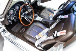 1963 Chevrolet Corvette Split-Window Coupe 6-Speed