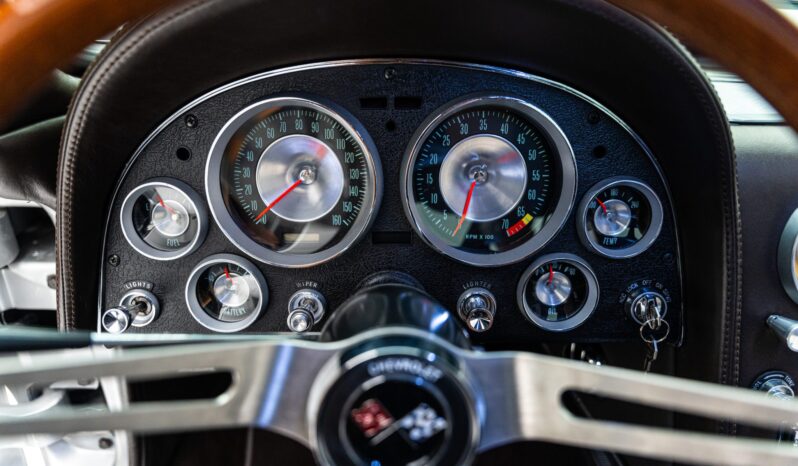 								1963 Chevrolet Corvette Split-Window Coupe 6-Speed full									