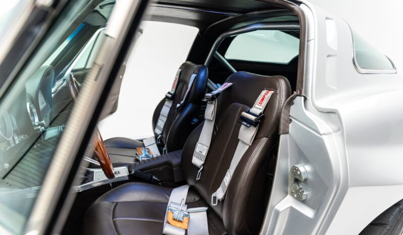 								1963 Chevrolet Corvette Split-Window Coupe 6-Speed full									