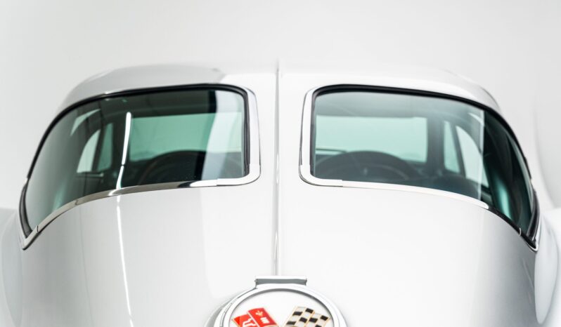 								1963 Chevrolet Corvette Split-Window Coupe 6-Speed full									