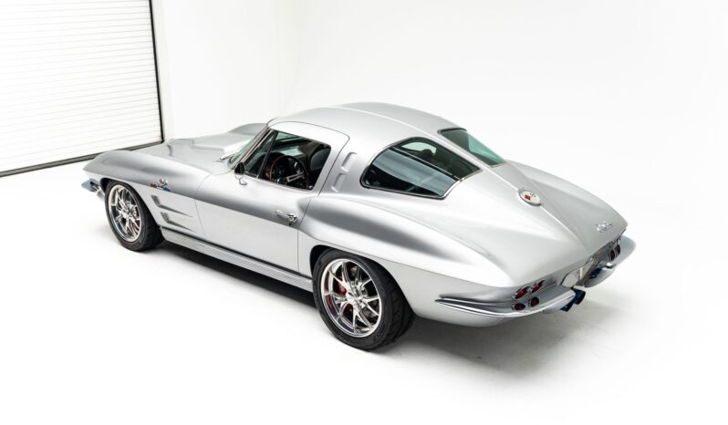 								1963 Chevrolet Corvette Split-Window Coupe 6-Speed full									