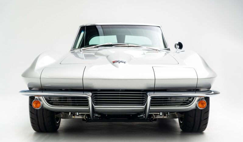 								1963 Chevrolet Corvette Split-Window Coupe 6-Speed full									