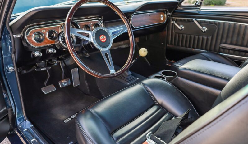 								1965 Ford Mustang Fastback 4-Speed full									