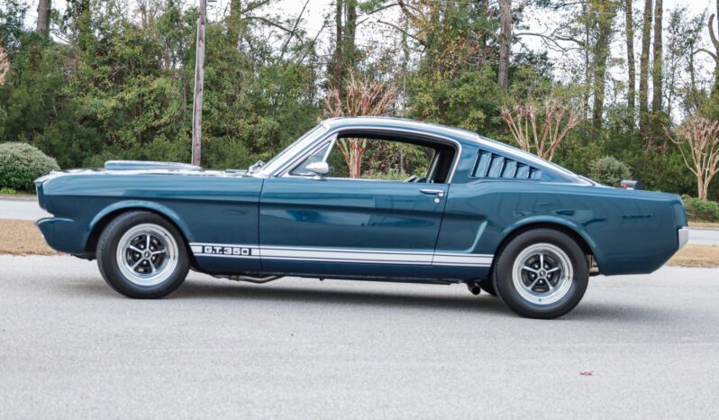 								1965 Ford Mustang Fastback 4-Speed full									