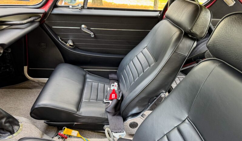 								1967 Volvo 1800S 5-Speed full									