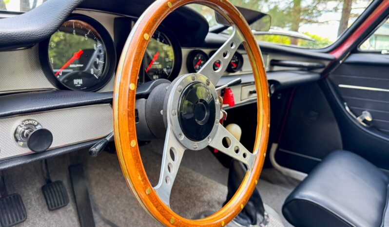 								1967 Volvo 1800S 5-Speed full									