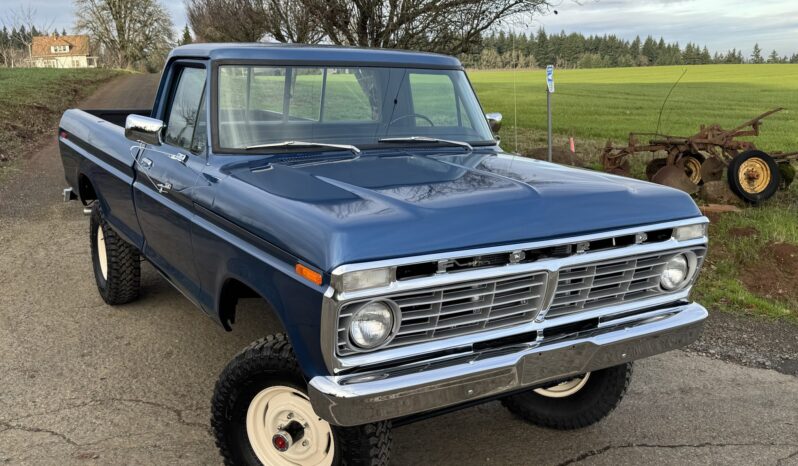 								1974 Ford F-100 Custom 4×4 4-Speed full									