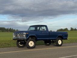 										1974 Ford F-100 Custom 4×4 4-Speed full									