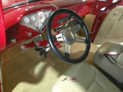 										1959 Chevrolet Apache Panel Truck full									