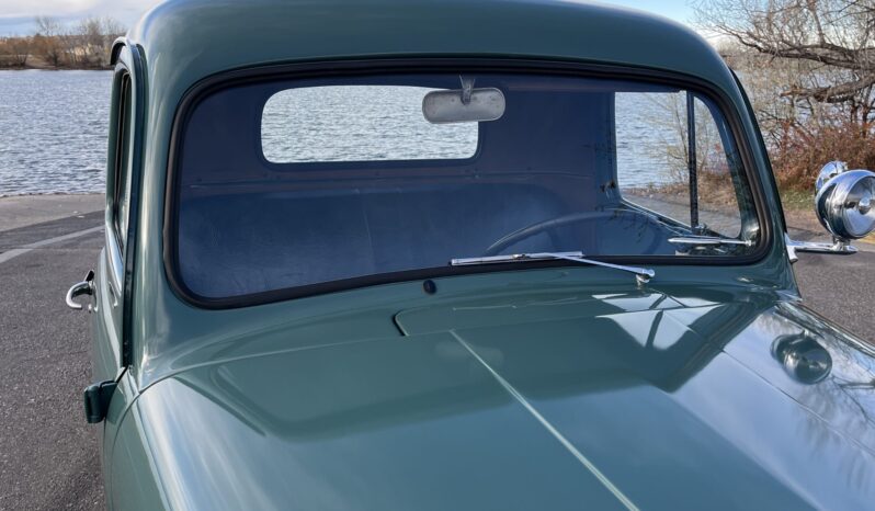 								1949 Ford F-1 Pickup 4-Speed full									