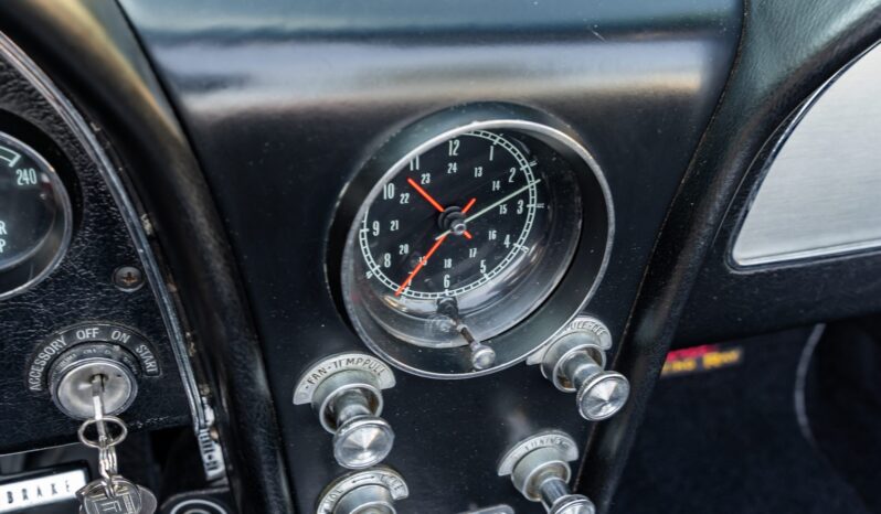 								1965 Chevrolet Corvette Convertible 4-Speed full									