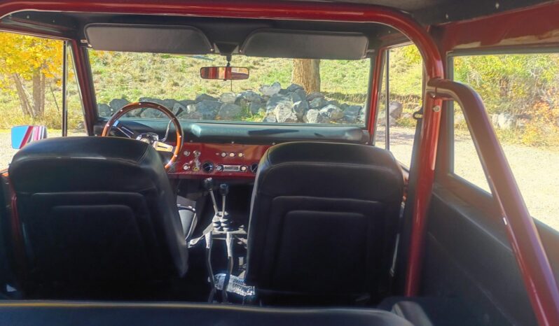 								1973 Ford Bronco Sport 302 full									