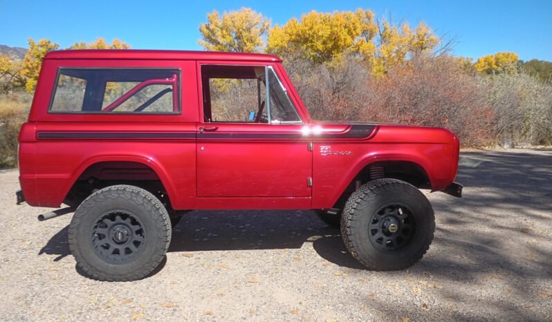 								1973 Ford Bronco Sport 302 full									